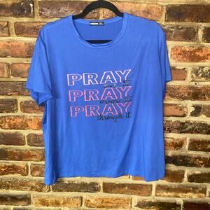 Blush Mark Blue Pray Short Sleeve Graphic t-Shirt Women's Size Large